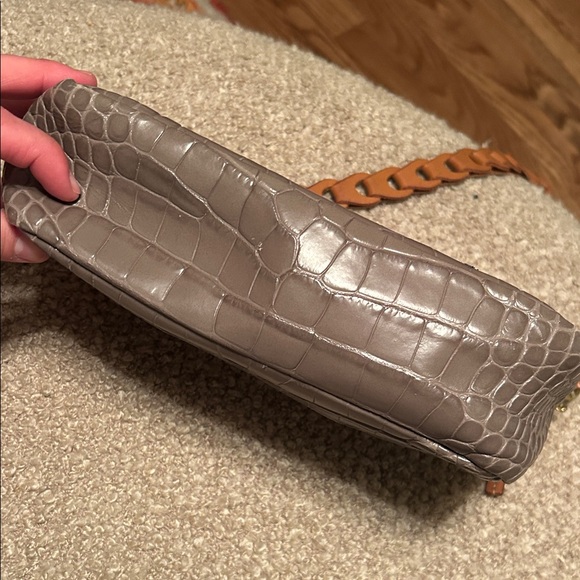 Clare V Marisol with Pocket Crossbody in Fog Croco - Picture 6 of 8